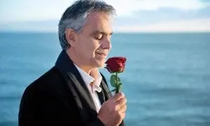 Tenorul Andrea Bocelli va avea un concert in premiera la Cluj