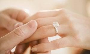 Semnificatia unui inel de logodna si cum il alegi pe cel potrivit