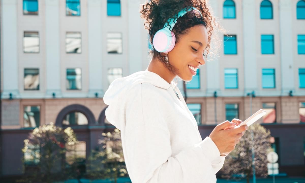 Casti Wireless: Ghidul tau complet pentru o experienta audio fara compromisuri