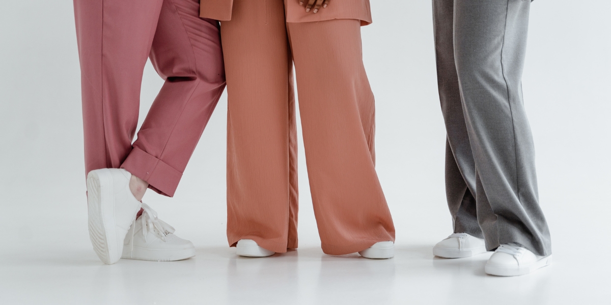 Ce pantaloni vei purta în vara lui 2025